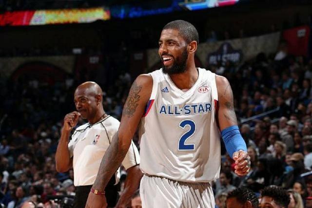 曝考辛斯打超三月薪35万美元 还要求带上家属