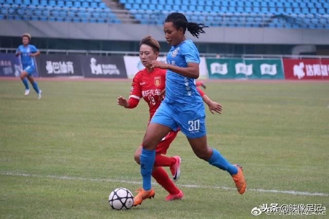 李凯尔:代表中国对我意味着很多 感谢中国球迷