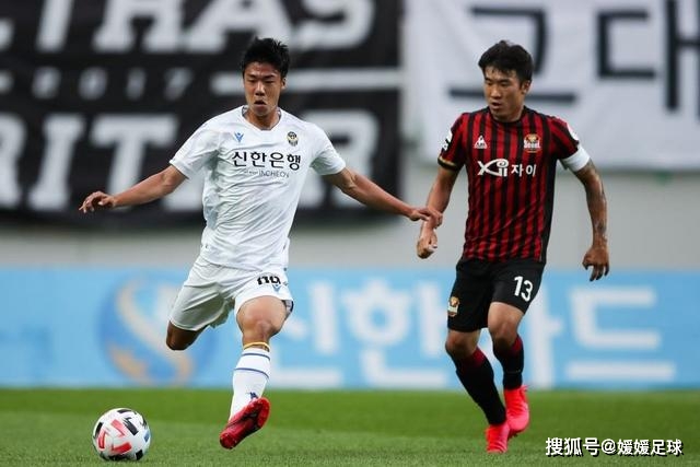 欧冠-莱万坎塞洛破门 巴萨总比分4-2那不勒斯晋级