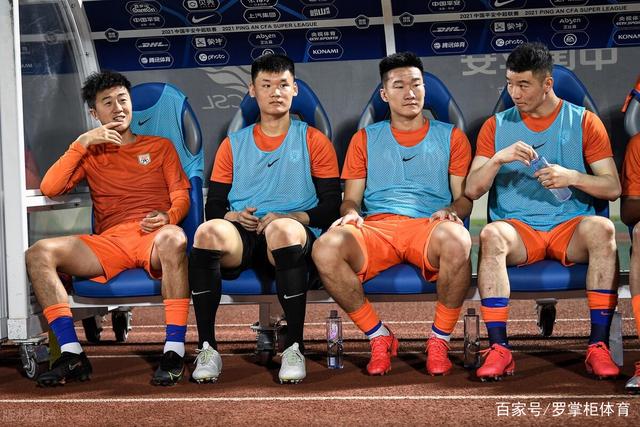 水花合砍58分戴维斯20分 勇士大胜火箭获6连胜